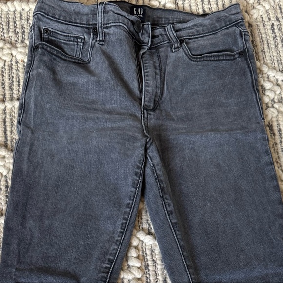 GAP Denim True Skinny Distressed Black Jeans - Picture 2 of 5